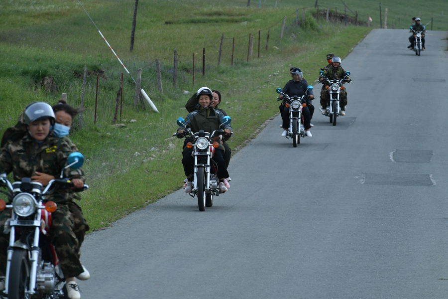 【顯影中國(guó)】生態(tài)管護(hù)&ldquo;娘子軍&rdquo; 這群小姐姐真颯！